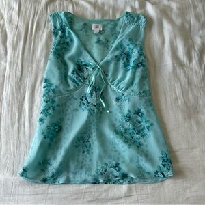 Apt 9 Blue floral tank top